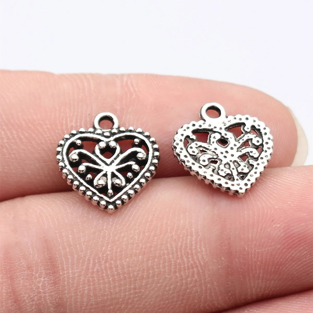 16x15mm 1.1g Blackened Platinum Tone Zinc Alloy Heart Charm Pendant for DIY Necklace Bracelet Making