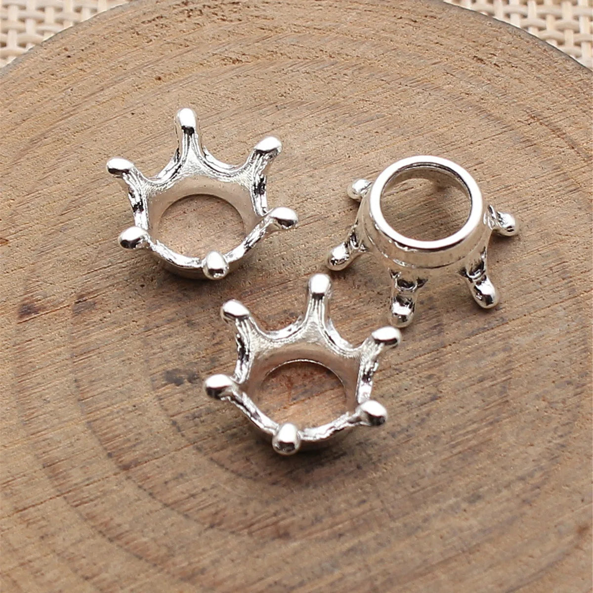 13x6.2mm 0.83g Antique Silver Zinc Alloy Crown Charm Pendant for DIY Necklace and Bracelet Making