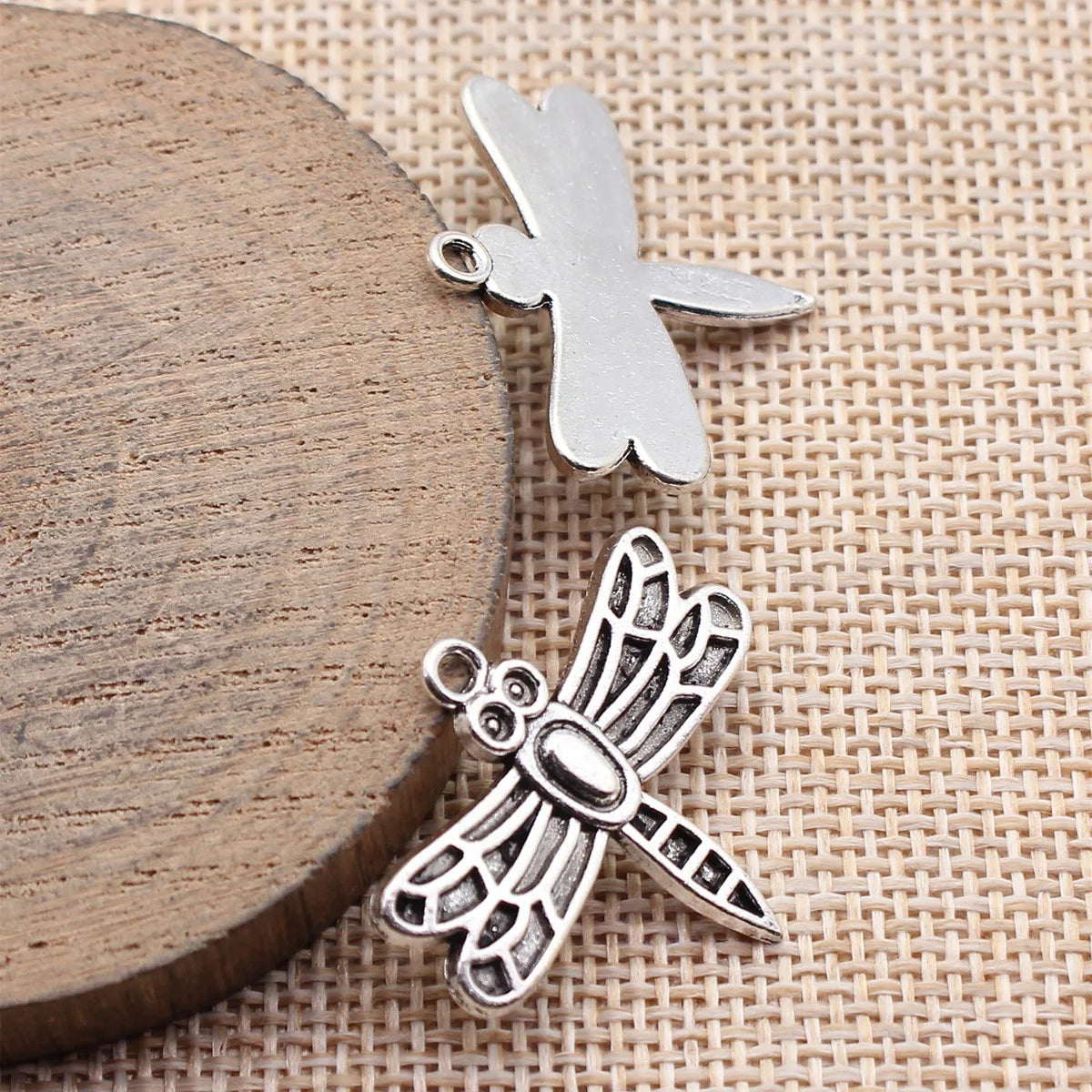 30x26mm 2.7g Antique Silver Zinc Alloy Dragonfly Charm Pendant for DIY Necklace Bracelet Jewelry Making
