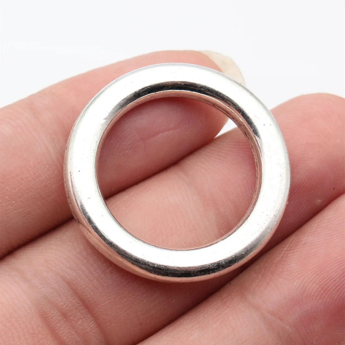 32x32x4.2mm 9.7g Antique Silver Zinc Alloy Round Ring Connector Charm Jewelry Findings for DIY Bracelet Making
