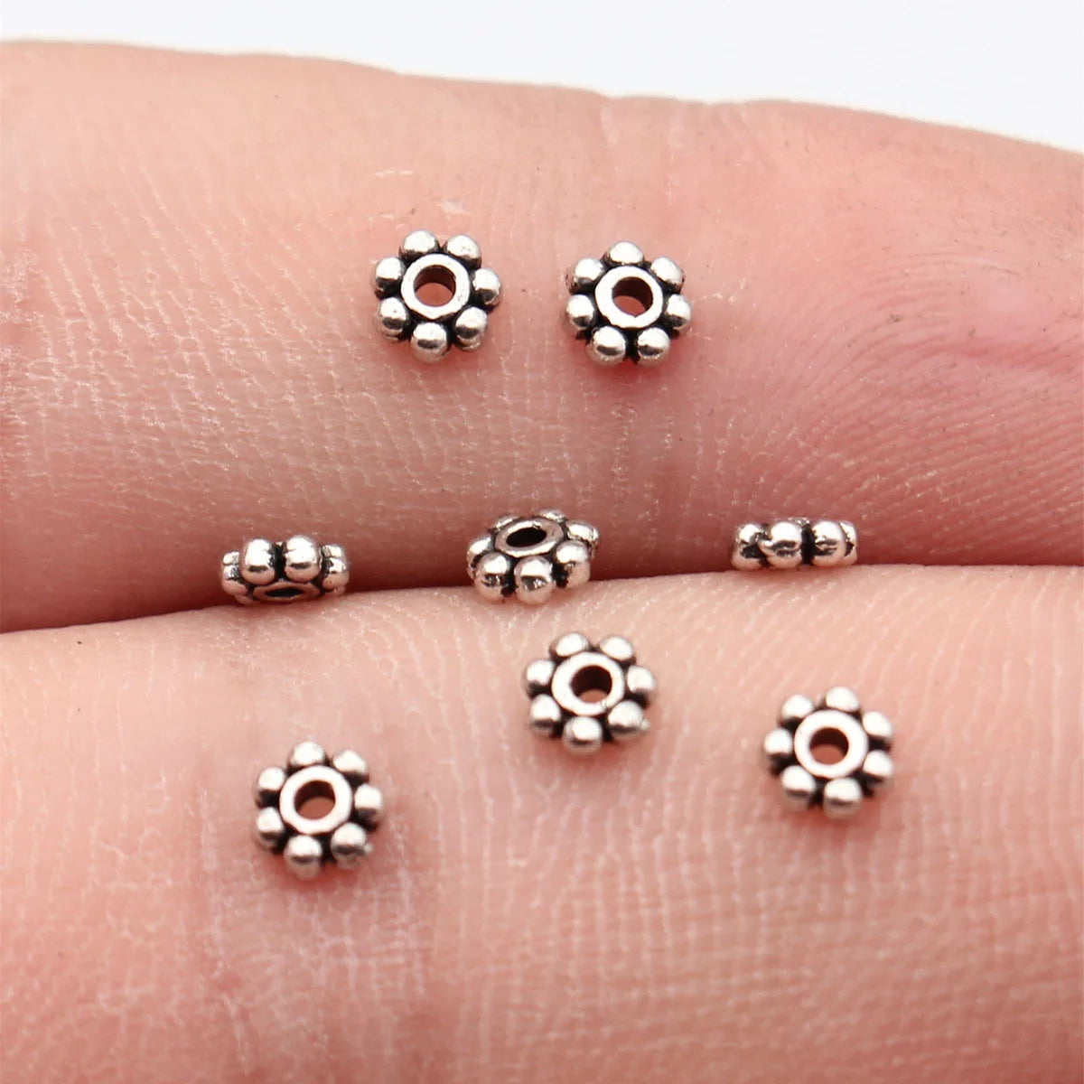 4.2x4.2x1.5mm 0.09g Antique Silver Zinc Alloy Spacer Beads for Bracelet Necklace Jewelry Making