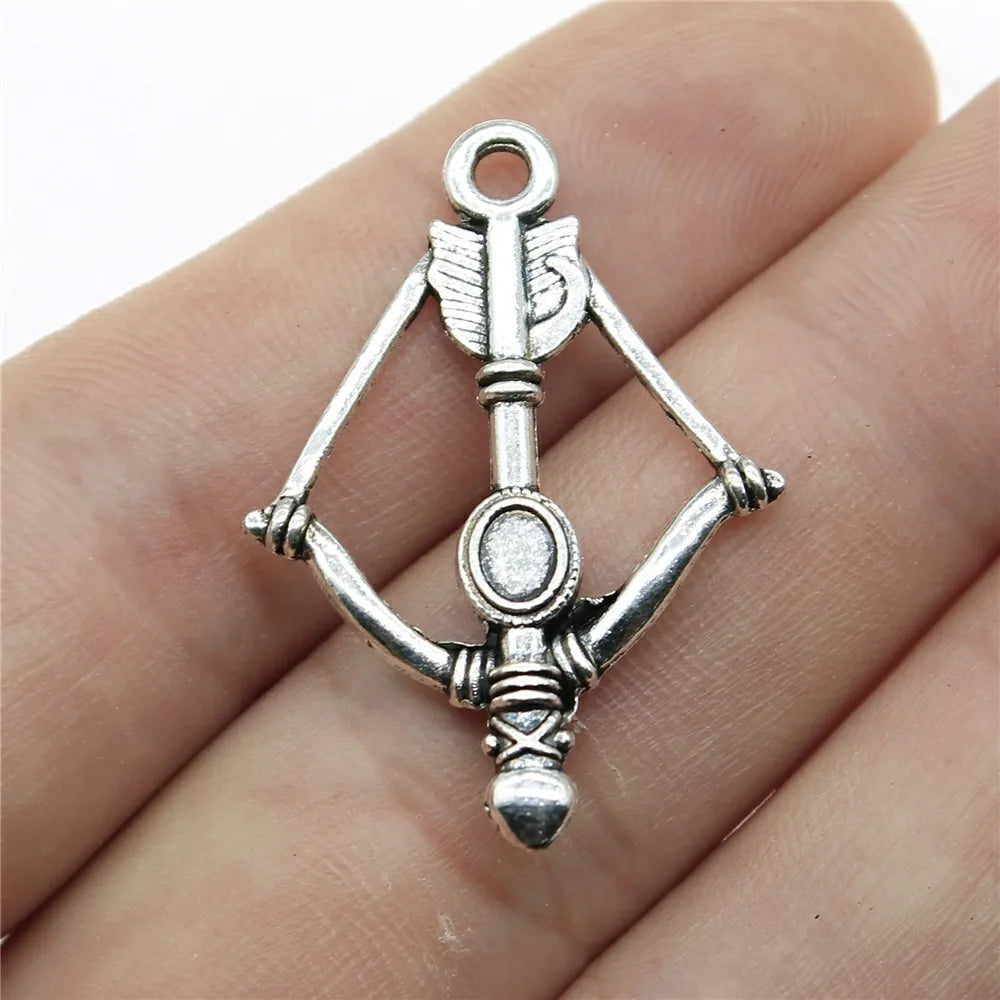 24x35mm 1.6g Antique Silver Zinc Alloy Bow and Arrow Charm Pendant for DIY Necklace Making