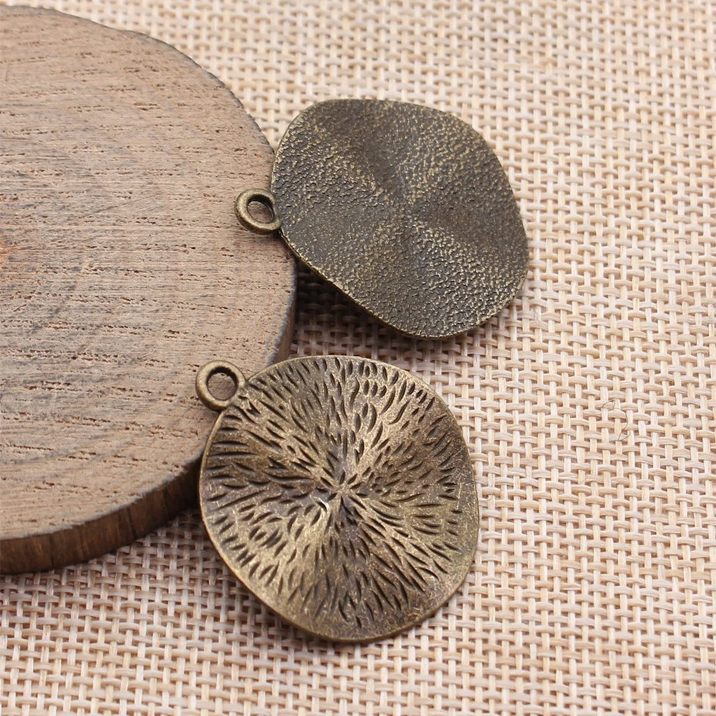 34x30mm 3.5g Multicolor Zinc Alloy Radial Texture Irregular Round Disc Charm Pendant for Jewelry