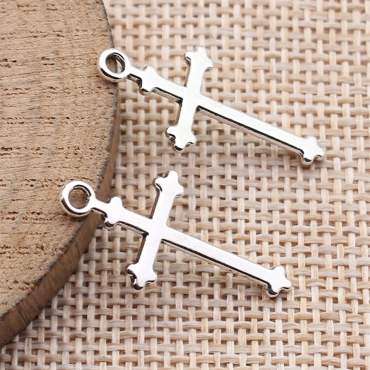 28x13mm 0.68g Multicolor Zinc Alloy Cross Charm Pendant for DIY Necklace Bracelet Jewelry Making