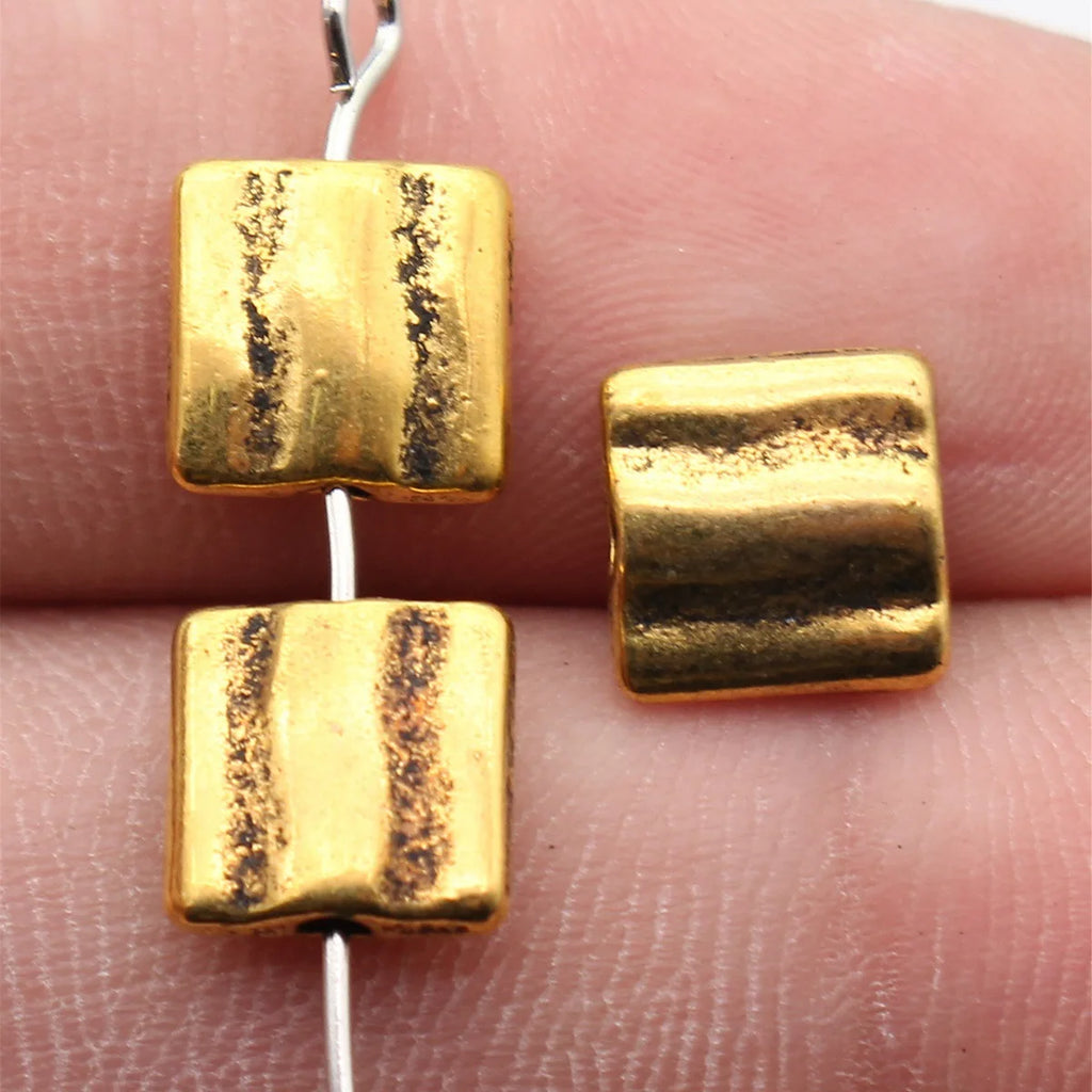 8.7x8.5x3.4mm 0.88g Antique Gold Tone Zinc Alloy Striped Square Flat Spacer Beads for DIY Bracelet Making