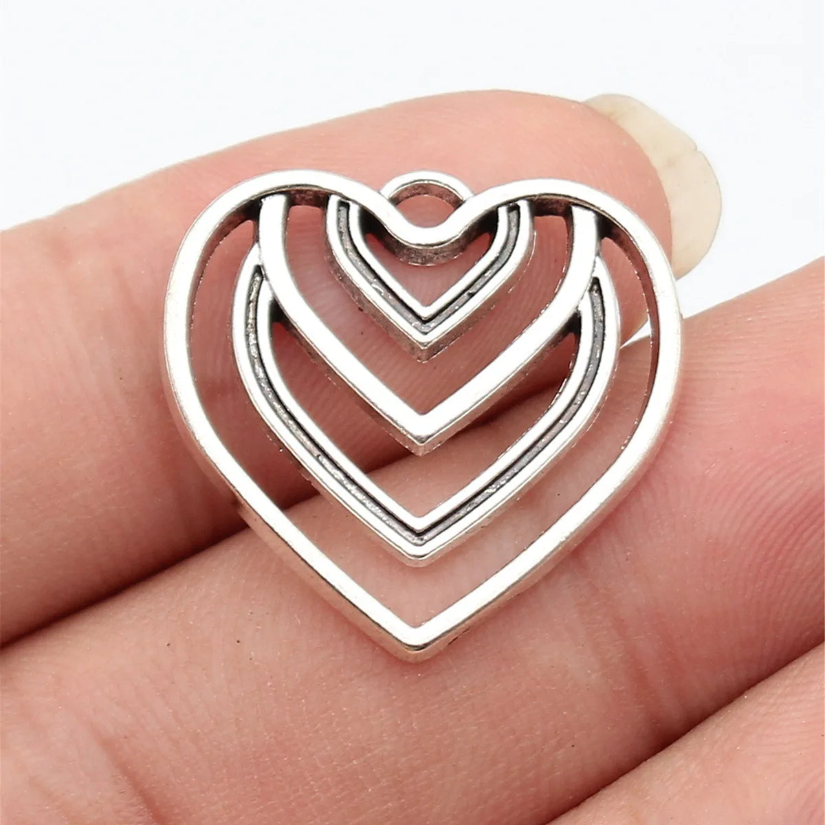 25x24mm 2.5g Antique Silver Zinc Alloy Hollow Heart Charm Pendant for DIY Necklace Bracelet Making