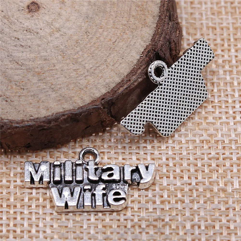 24x13mm 1.8g Multicolor Zinc Alloy Military Wife Word Plate Charm Pendant for DIY Jewelry Making