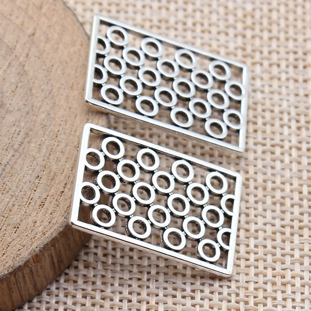 26x18mm 2.1g Antique Silver Zinc Alloy Hollow Geometric Circle Rectangle Ring Charm Pendant for DIY Jewelry
