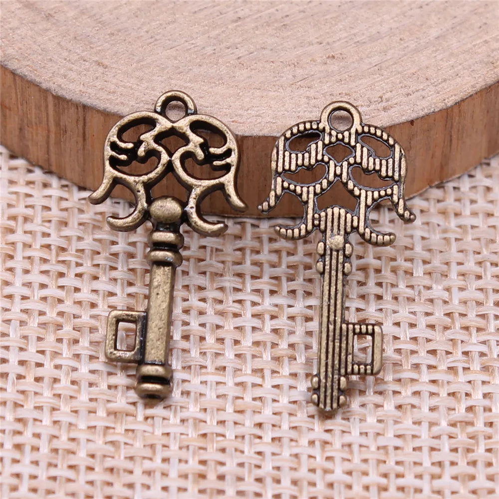 24x12mm 0.8g Multicolor Zinc Alloy Key Charm Pendant for DIY Necklace Bracelet Jewelry Accessories
