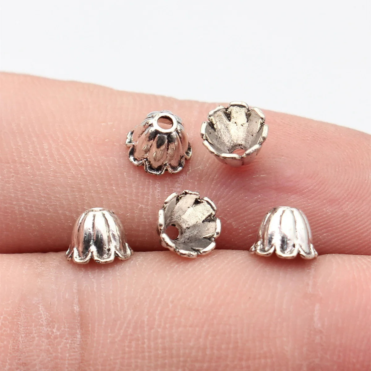 7x7x5.9mm 0.27g Antique Silver Tone Zinc Alloy Flower Bead Caps for DIY Bracelet and Earring Making