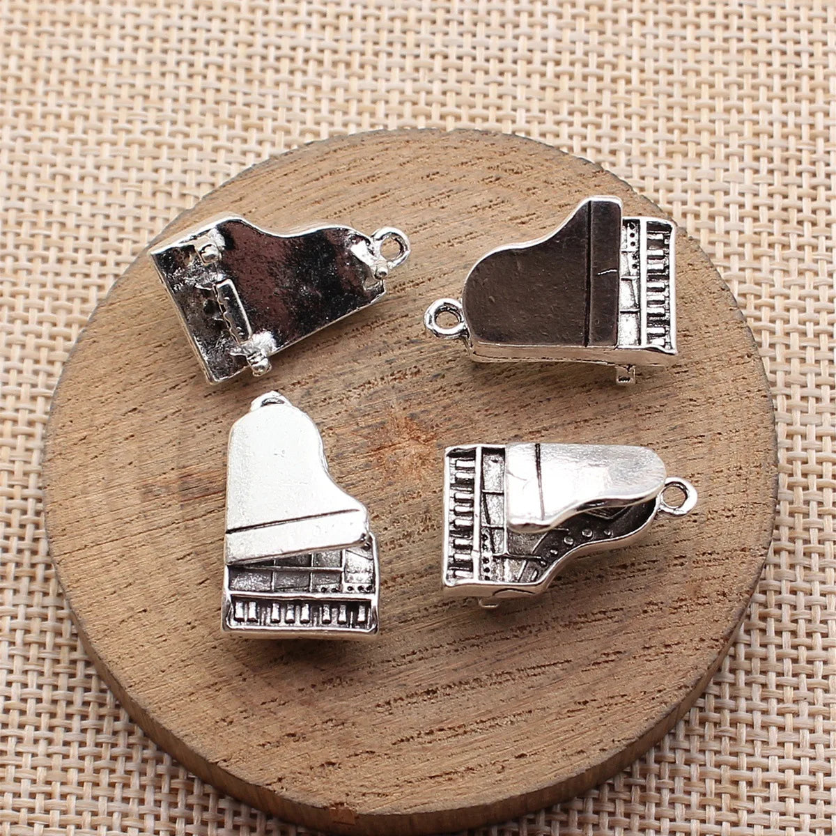 22x17x13mm 4.8g Antique Silver Zinc Alloy Piano Charm Pendant for DIY Necklace and Bracelet Making