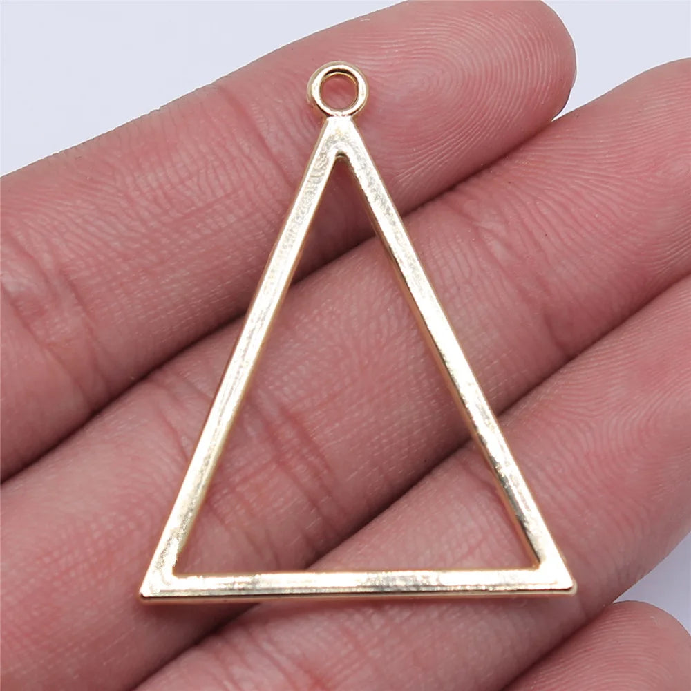 32x40mm 2g KC Gold Zinc Alloy Triangle Charm Pendant for ZAKKA DIY Necklace Bracelet Jewelry Making