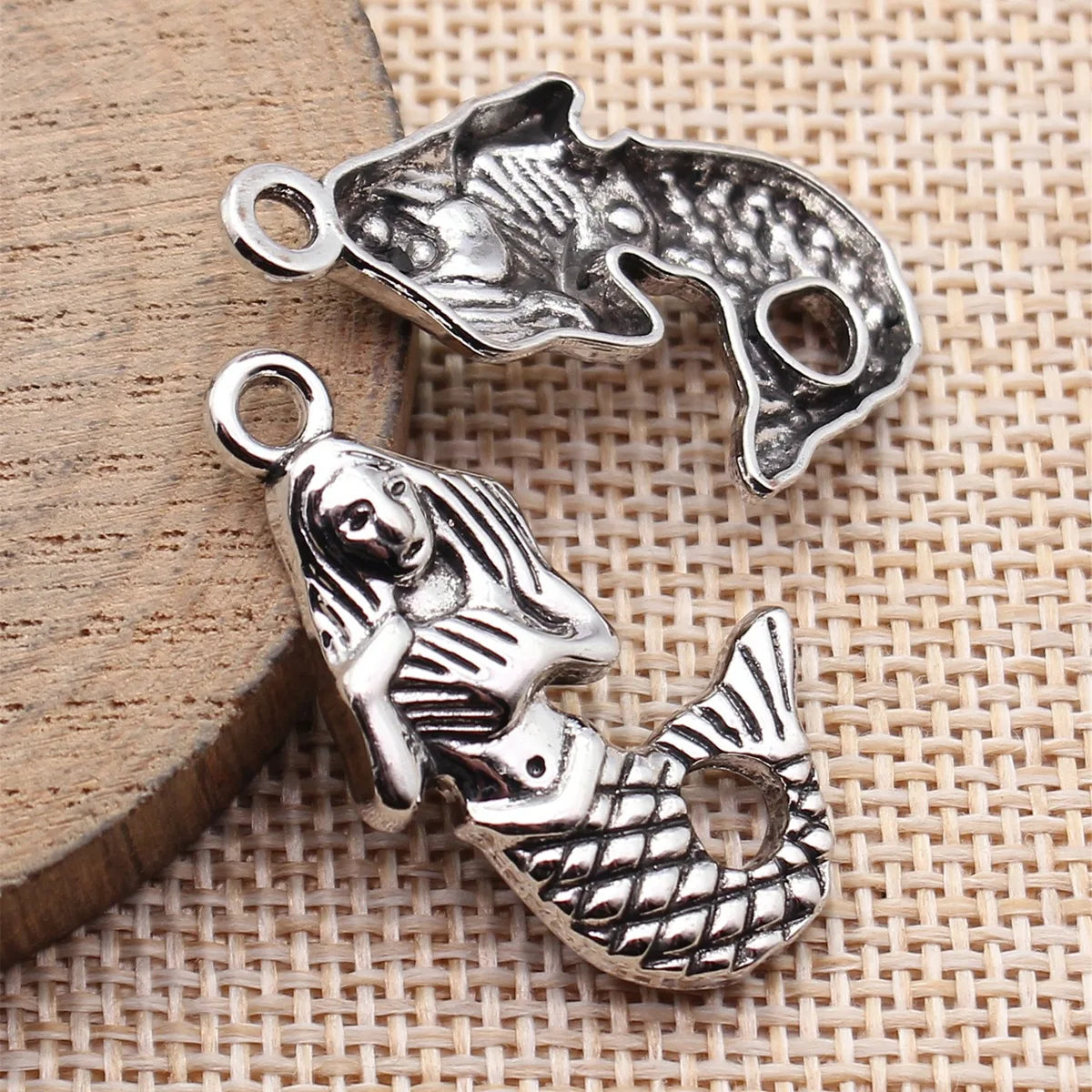 34x21mm 2.8g Multicolor Zinc Alloy Mermaid Charm Pendant for Necklace Bracelet DIY Jewelry Making