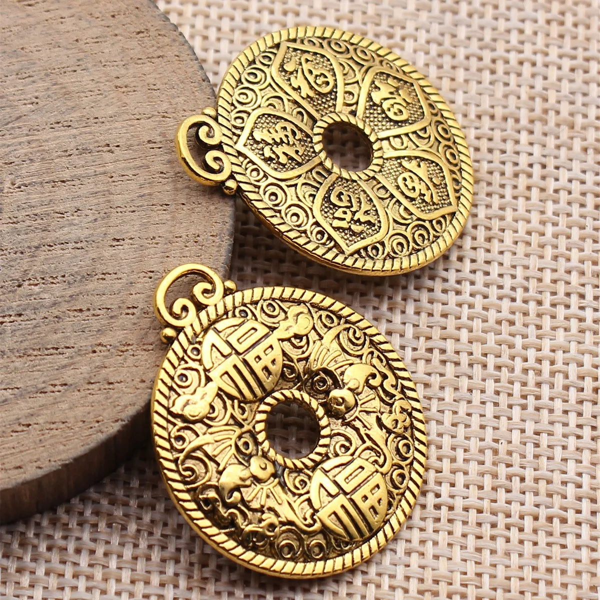 32x28mm 7.6g Antique Gold Zinc Alloy Five Blessings Peace Buckle Charm Pendant for DIY Jewelry Making