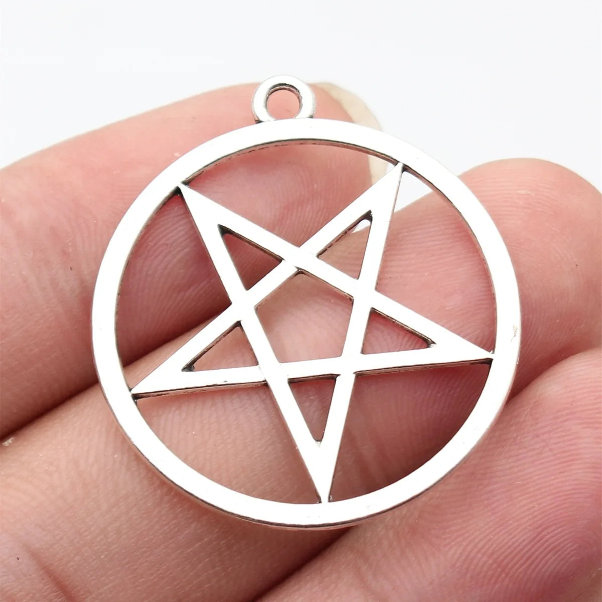 36x33mm 2.9g Antique Silver Zinc Alloy Hollow Round Inverted Pentagram Charm Pendant for DIY Jewelry Making