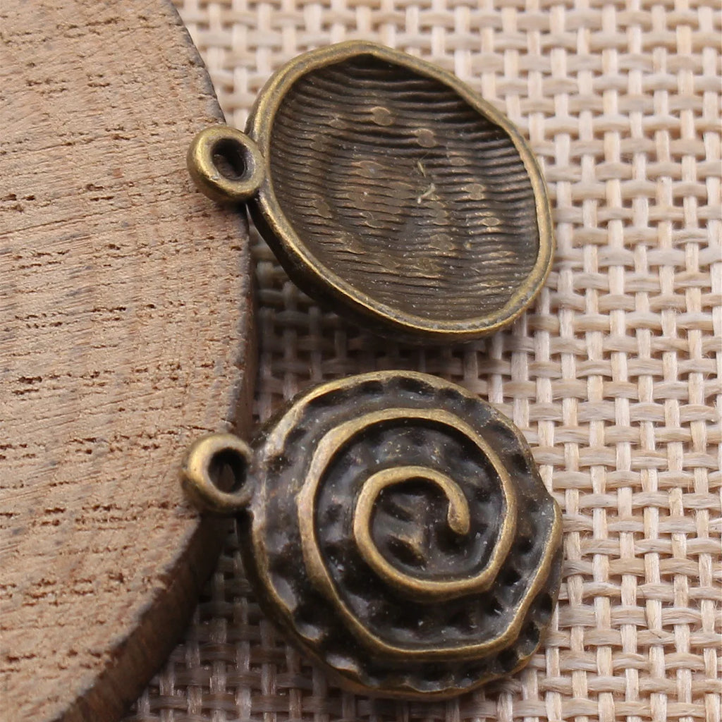 22x17mm 2.3g Multicolor Zinc Alloy Swirl Pattern Charm Pendant for DIY Bracelet Necklace Making