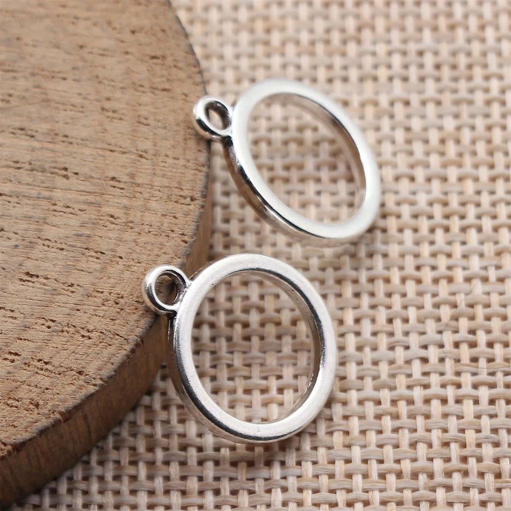 19x15mm 1.1g Antique Silver Zinc Alloy Geometric Hollow Round Ring Charm Pendant for DIY Jewelry Making