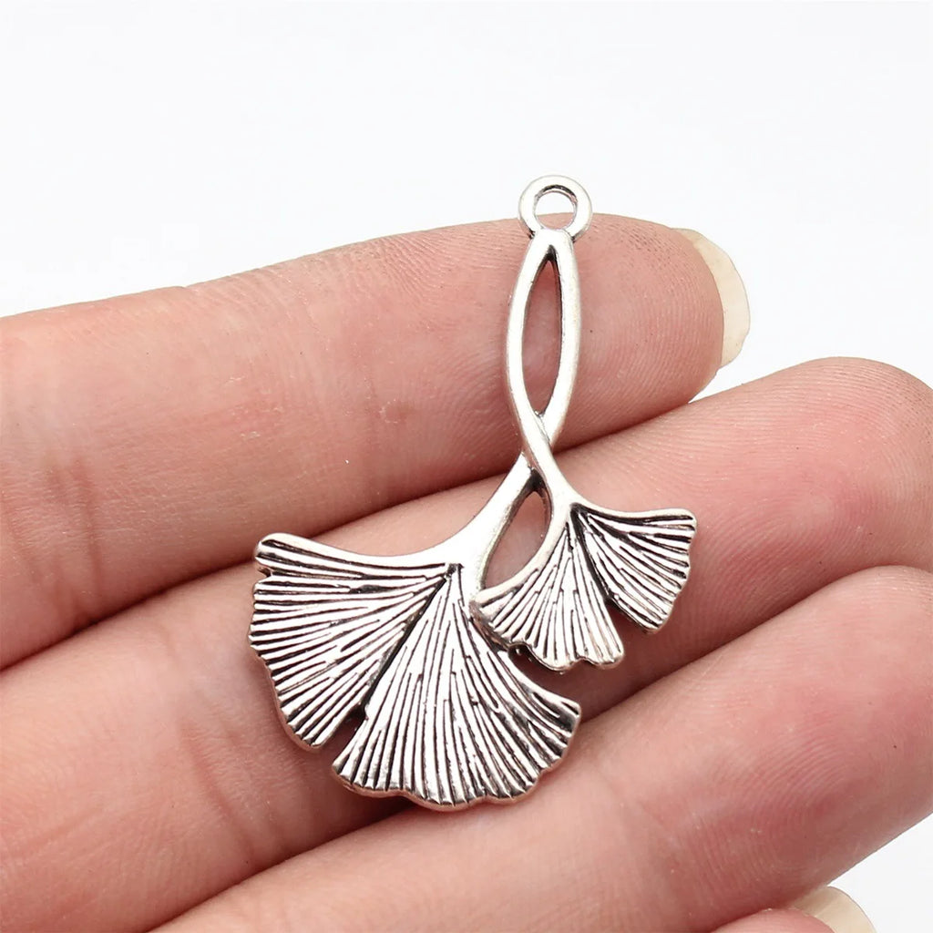 44x29mm 5g Antique Silver Zinc Alloy Ginkgo Leaf Charm Pendant for Botanical Jewelry Making