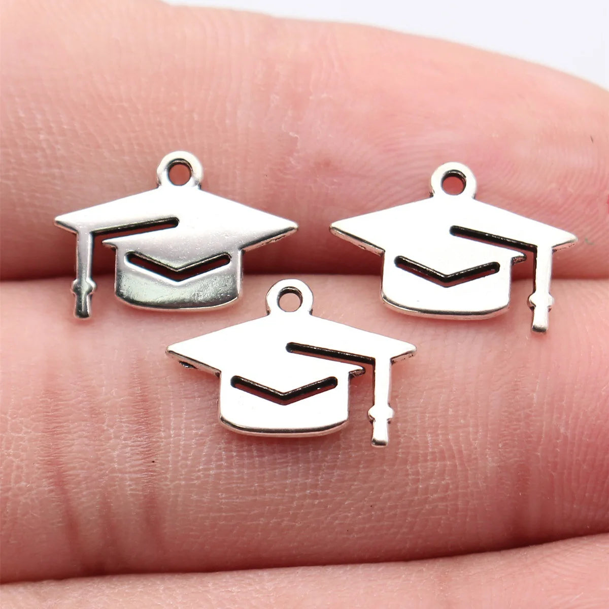 16x11mm 0.64g Antique Silver Zinc Alloy Graduation Cap Charm Pendant for DIY Necklace Bracelet Making