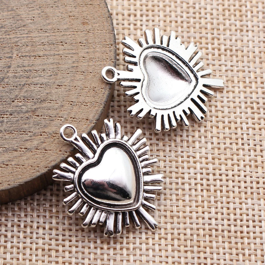 30x24mm 2.8g Antique Silver Tone Zinc Alloy Barbed Heart Charm Pendant for DIY Jewelry Making