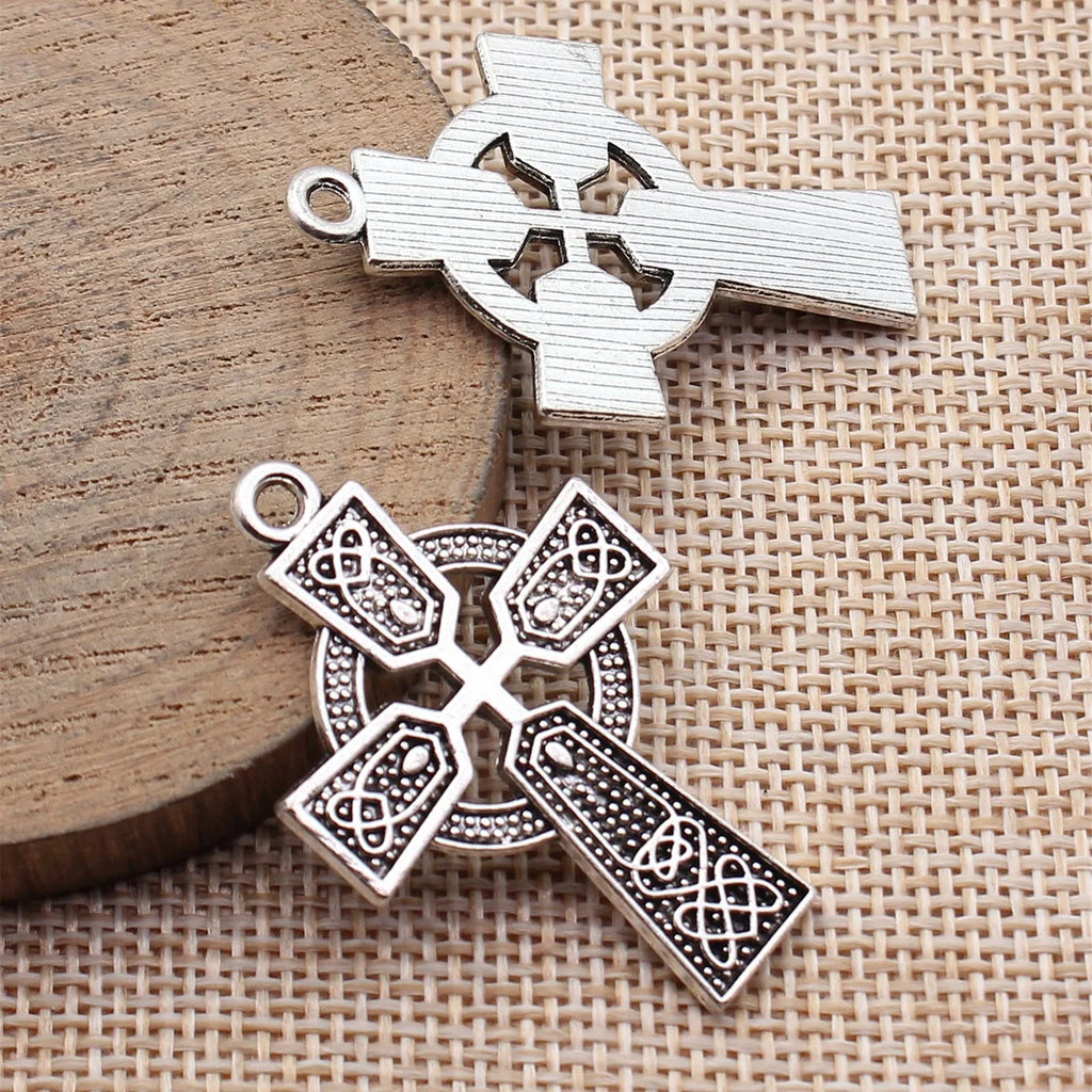 40x27mm 4.1g Antique Silver Zinc Alloy Celtic Knot Cross Charm Pendant for DIY Necklace Jewelry Making