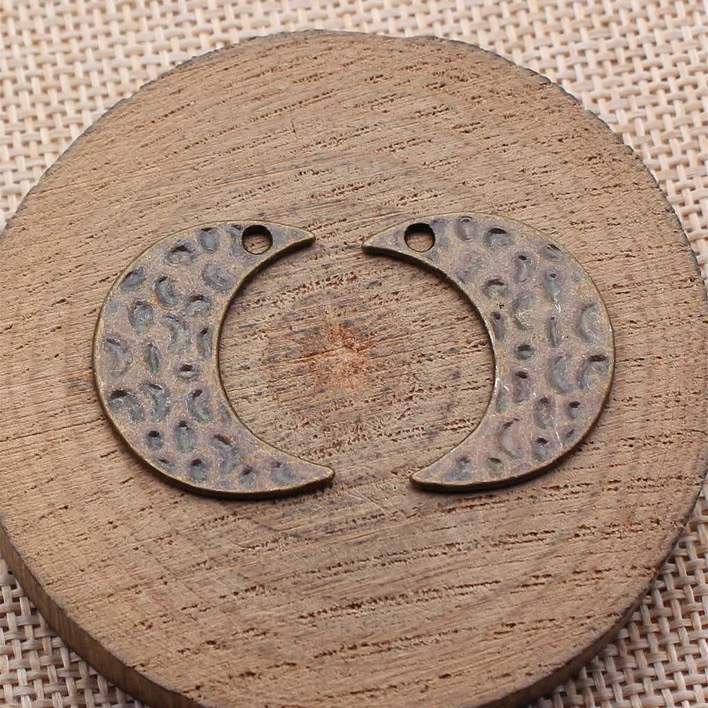 25x19mm 1.9g Multicolor Zinc Alloy Hammered Moon Charm Pendant for DIY Necklace Bracelet Jewelry Making