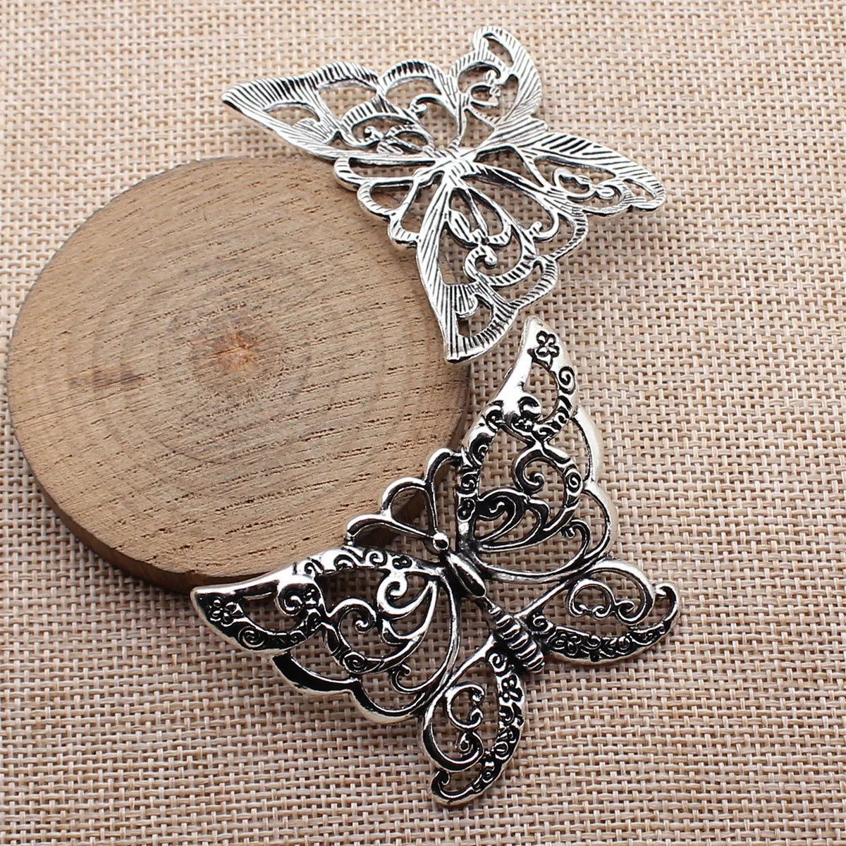 60x44mm 13.9g Antique Silver Zinc Alloy Hollow Butterfly Charm Pendant for DIY Necklace Jewelry