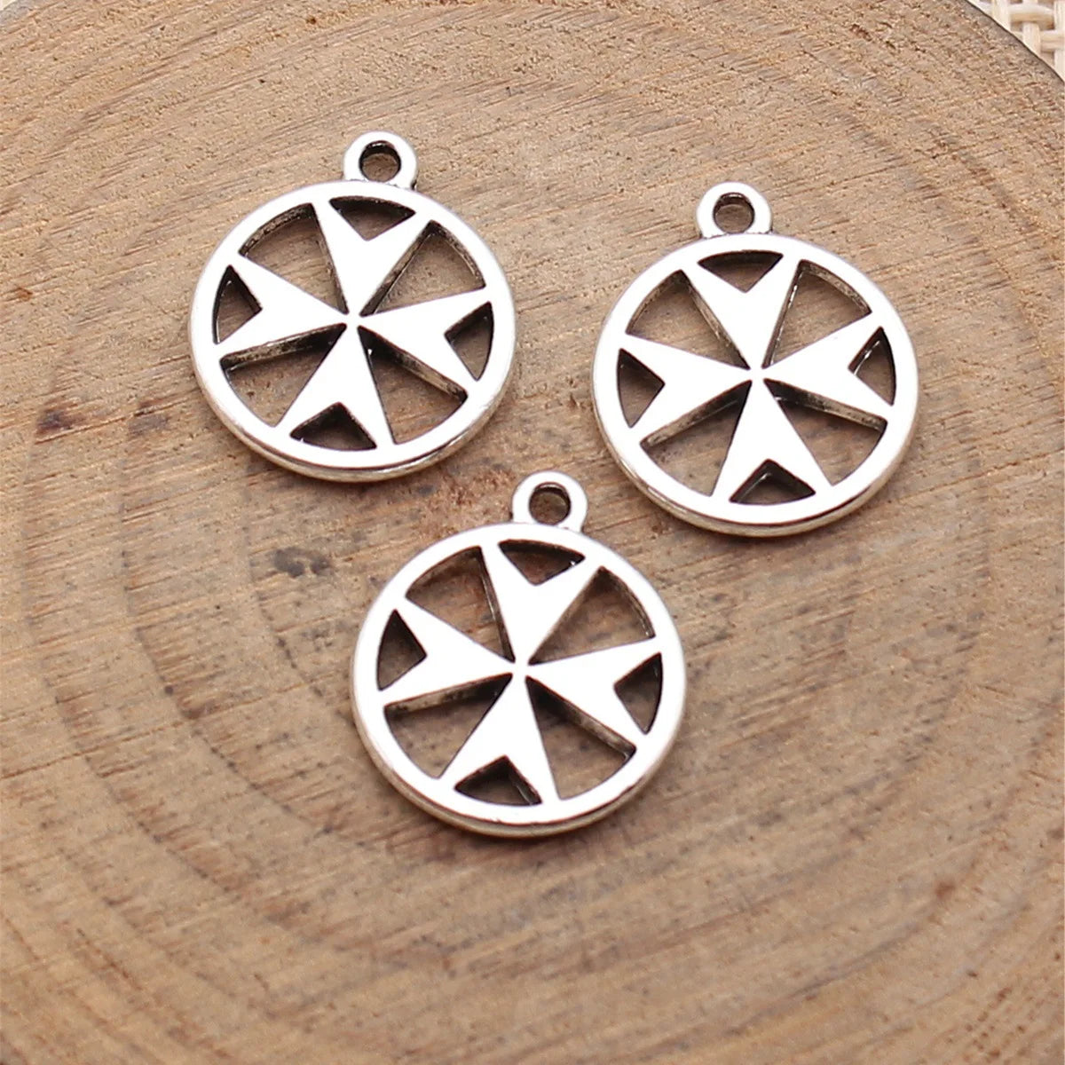 16x14mm 1.1g Antique Silver Zinc Alloy Malta Cross Charm Pendant for DIY Necklace Bracelet Jewelry