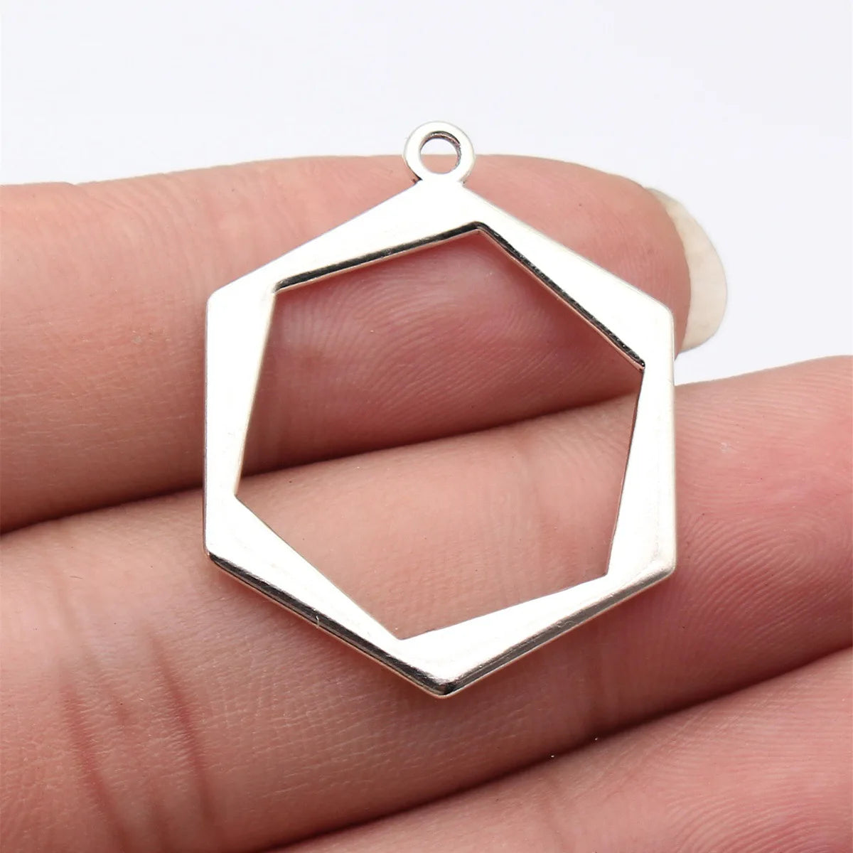 35x27mm 1.9g Multicolor Zinc Alloy Hollow Geometric Hexagon Charm Pendant for DIY Necklace Jewelry