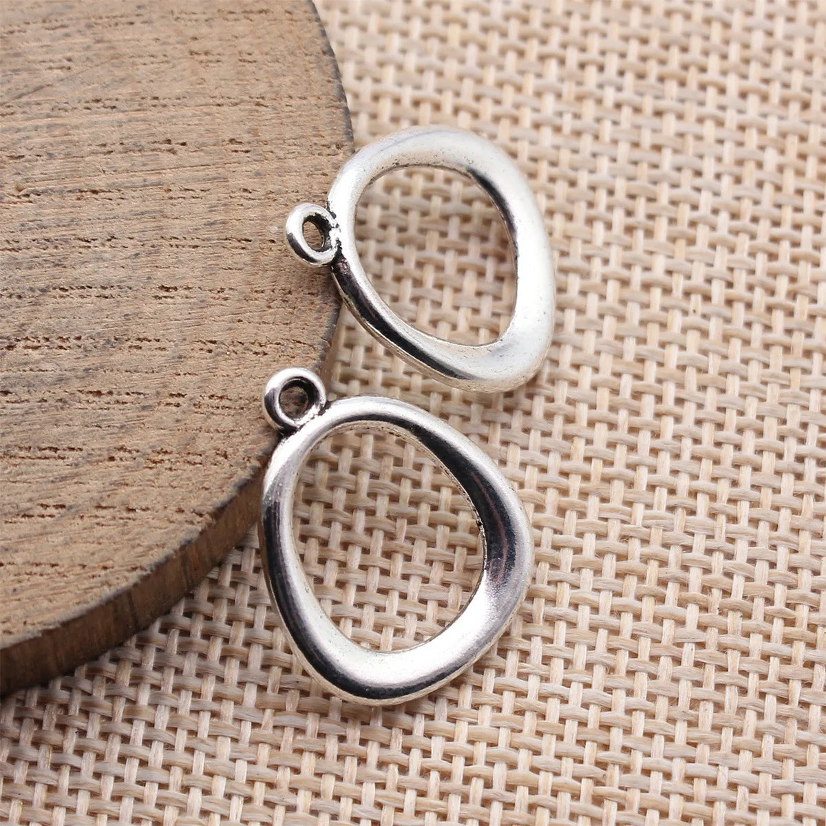 22x18mm 1.5g Antique Silver Zinc Alloy Hollow Egg Shape earring charms for DIY earrings jewelry making