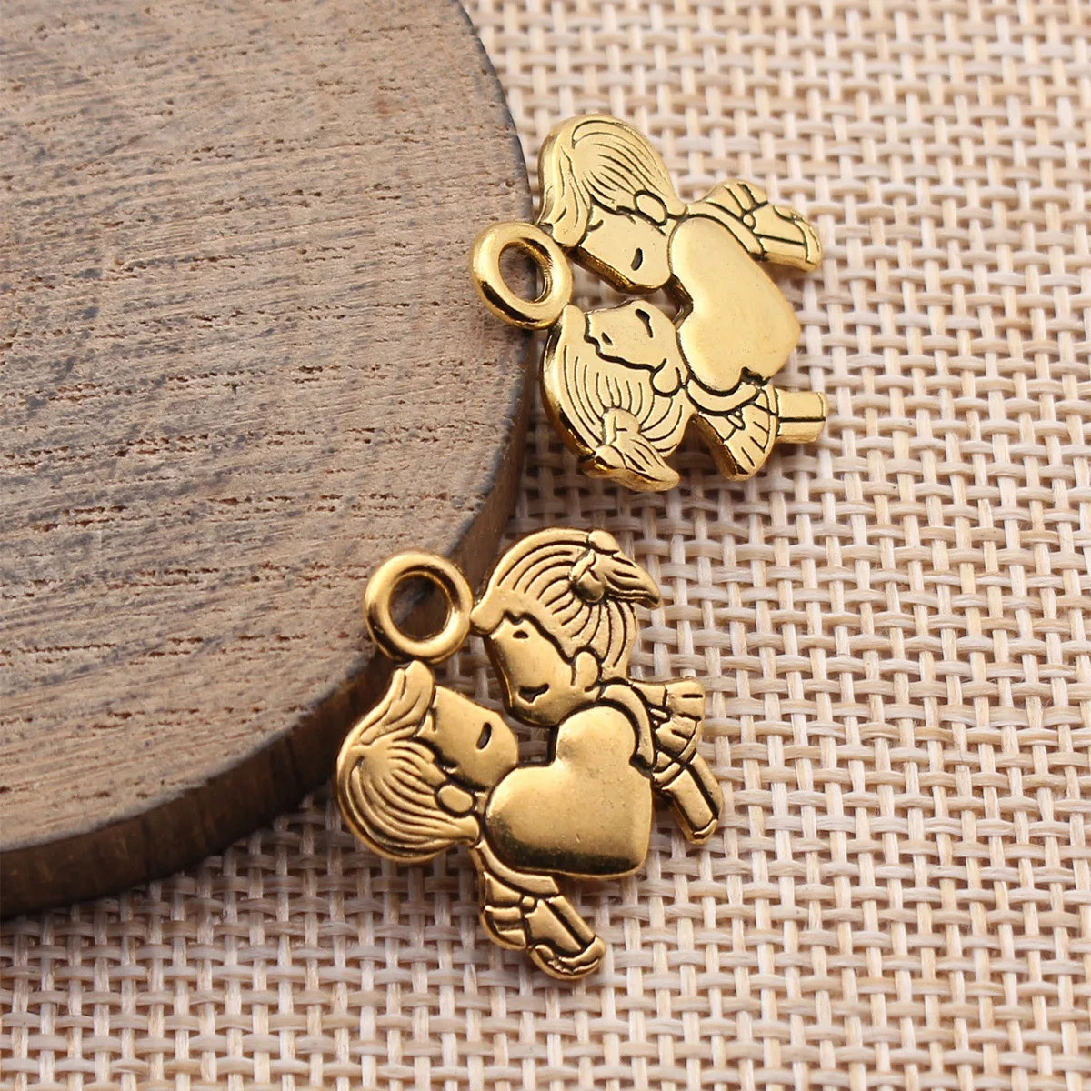 22x21mm 2.8g Multicolor Zinc Alloy Boy Girl Heart Double Sided Charm Pendant for DIY Jewelry Making