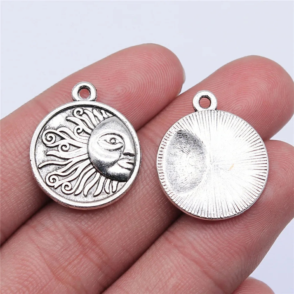23x19mm 2.3g Antique Silver Zinc Alloy Sun Charm Pendant for Bracelet Necklace DIY Jewelry Making