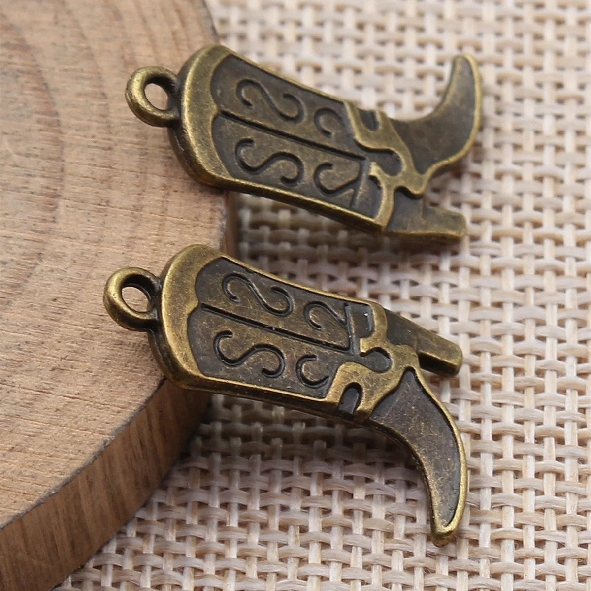 25x16mm 2.2g Multi Color Zinc Alloy Double Sided Cowboy Boot Charm Pendant for DIY Western Jewelry Making