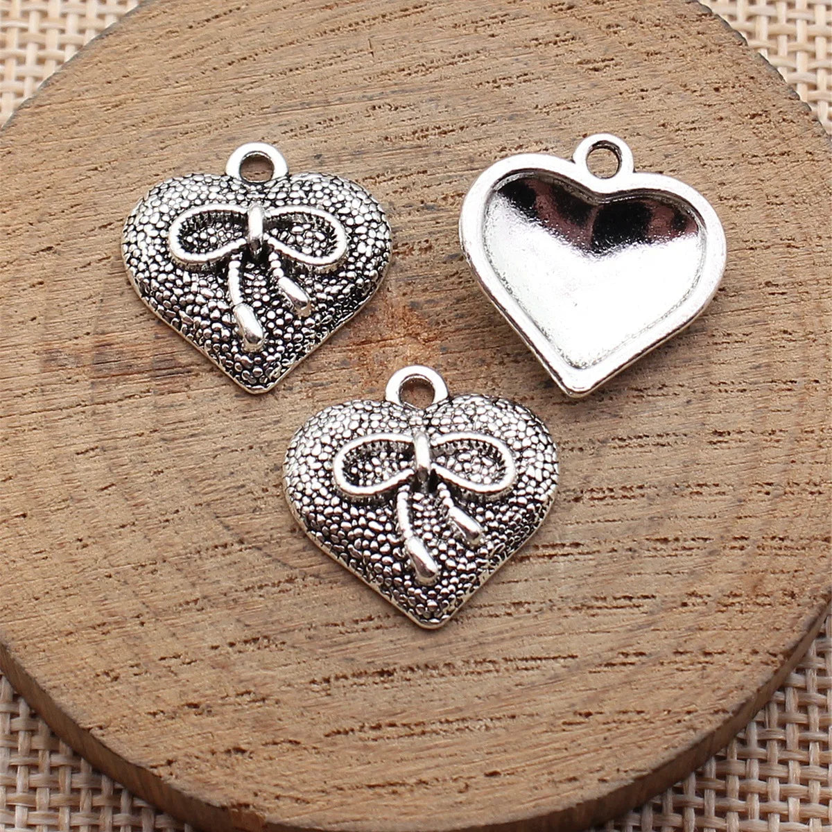 18x18mm 2.1g Antique Silver Zinc Alloy Bowknot Heart Butterfly Charm Pendant for DIY Necklace Bracelet Jewelry