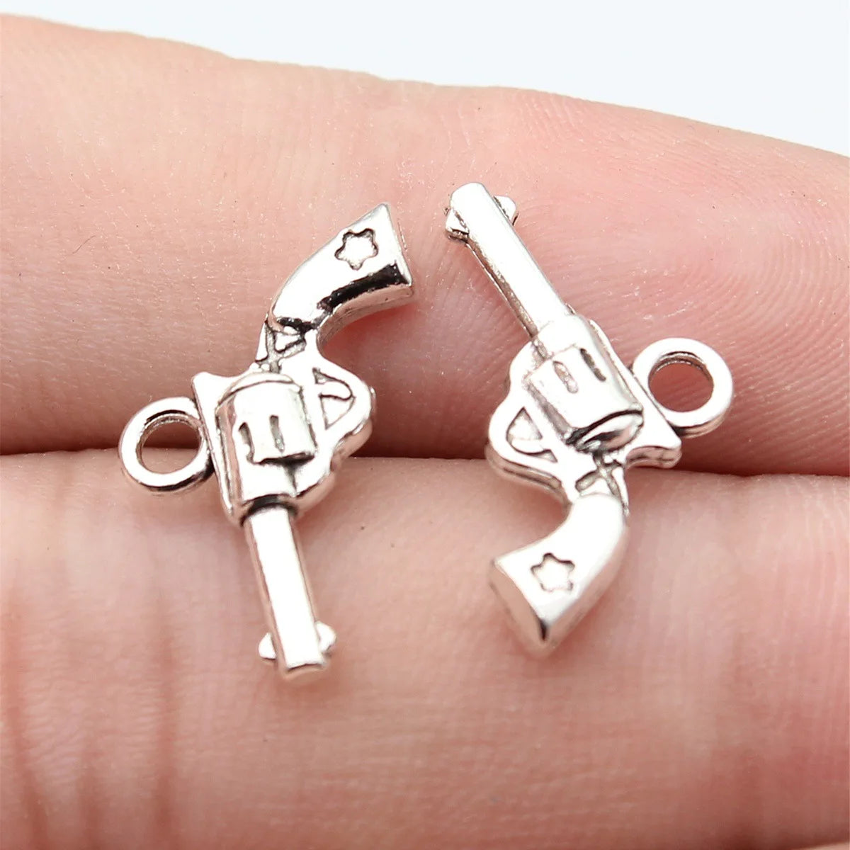 11x22mm 1.1g Antique Silver Zinc Alloy Pistol Charm Pendant for DIY Necklace Bracelet Making