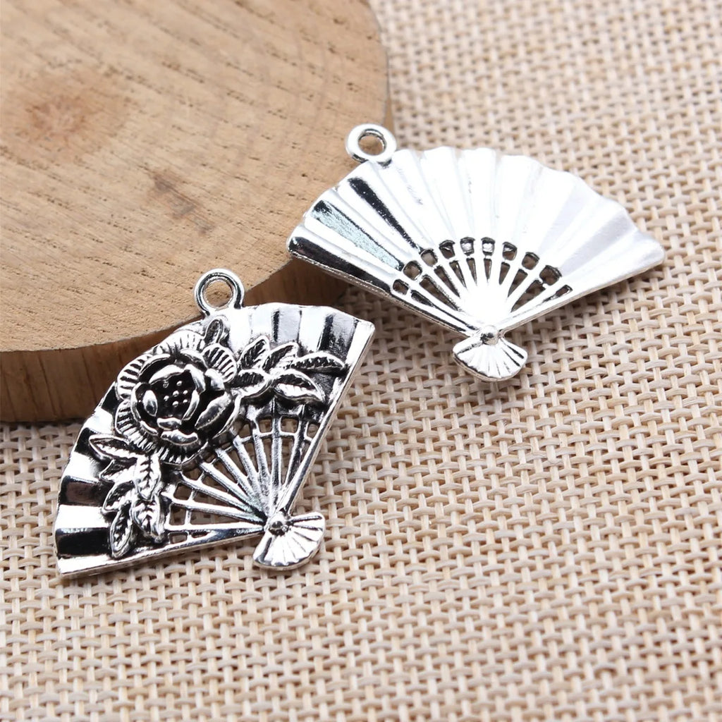 36x28mm 5.8g Antique Silver Zinc Alloy Chinese Style Flower Fan Charm Pendant for DIY Jewelry Making