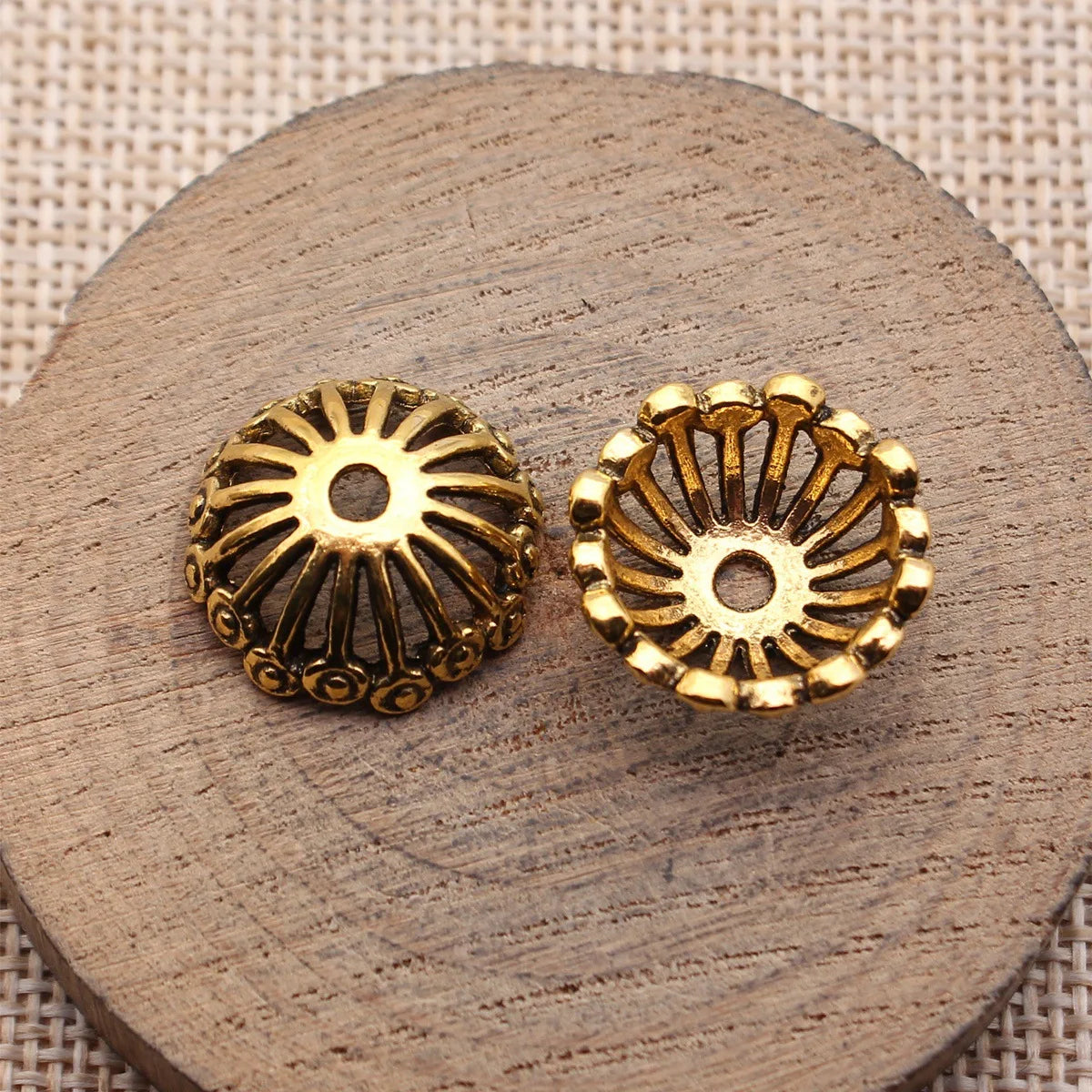 19x19x7.1mm 2.3g Antique Gold Tone Zinc Alloy Hollow Flower Bead Cap for DIY Tassel Pendant Jewelry