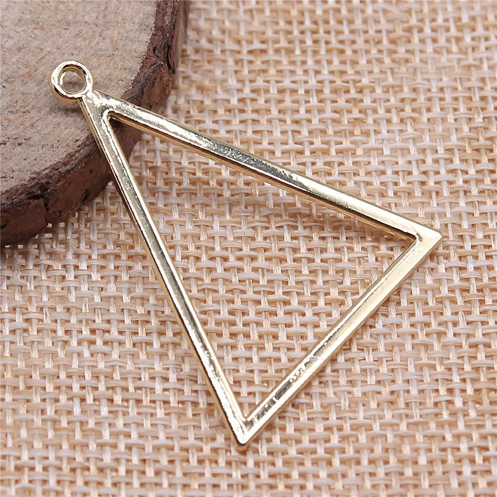 32x40mm 2g KC Gold Zinc Alloy Triangle Charm Pendant for ZAKKA DIY Necklace Bracelet Jewelry Making