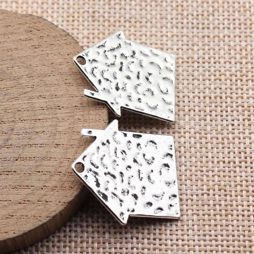 28x26mm 3.7g Antique Silver Zinc Alloy Hammered House Charm Pendant for DIY Necklace Bracelet Making