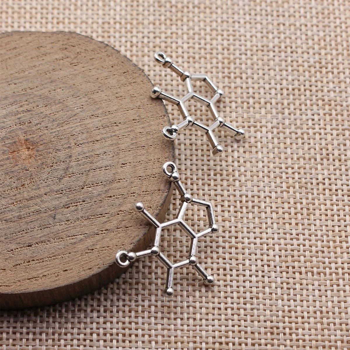 26x23mm 1.3g Antique Silver Zinc Alloy Caffeine Molecule Connector Charm for DIY Jewelry Making