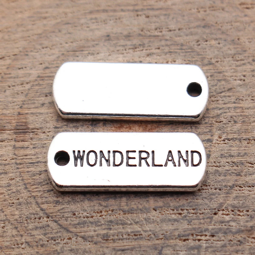 21x8mm 2g Antique Silver Zinc Alloy WONDERLAND Tag Charm Pendant for DIY Necklace Jewelry Making