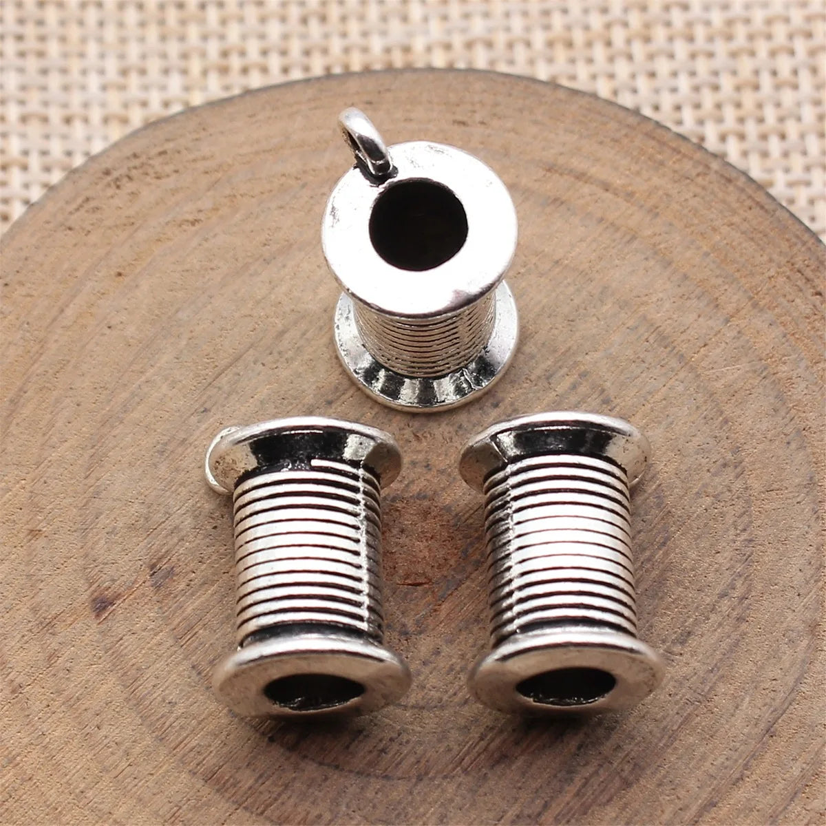 19x11x11mm 3.8g Antique Silver Zinc Alloy Sewing Spool charm pendant for DIY craft jewelry making