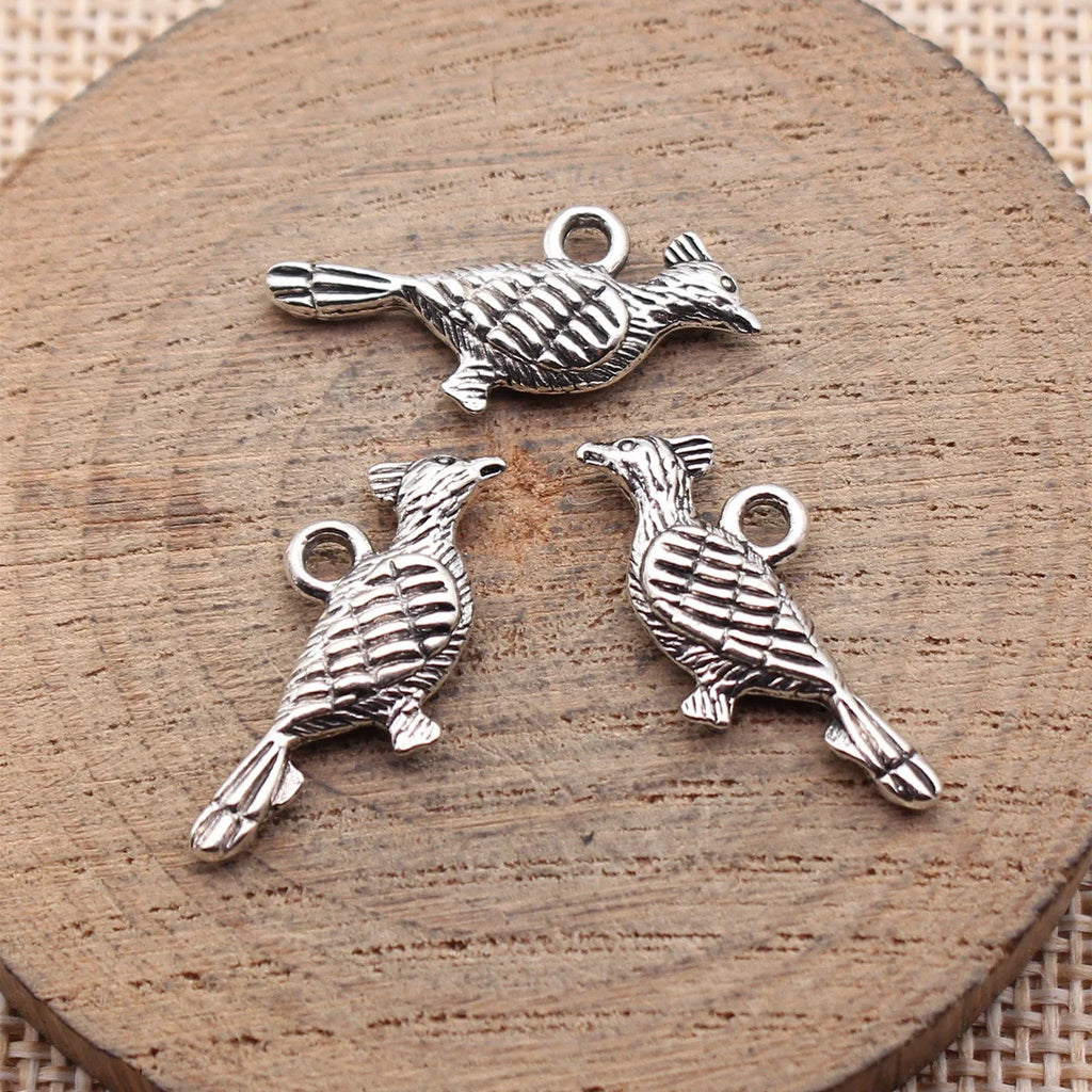 24x14mm 1.3g Antique Silver Zinc Alloy Roadrunner Bird Charm Pendant for DIY Necklace Bracelet Making