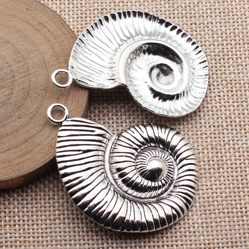 51x36mm 8g Antique Silver Zinc Alloy Conch Shell Charm Pendant for Beach Necklace Making