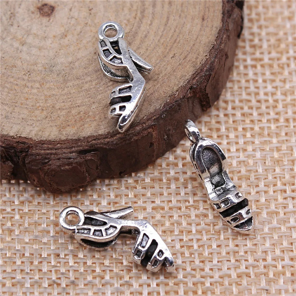 19x8mm 1.5g Antique Silver Zinc Alloy Ladies Sandal Charm Pendant for DIY Necklace Bracelet Making