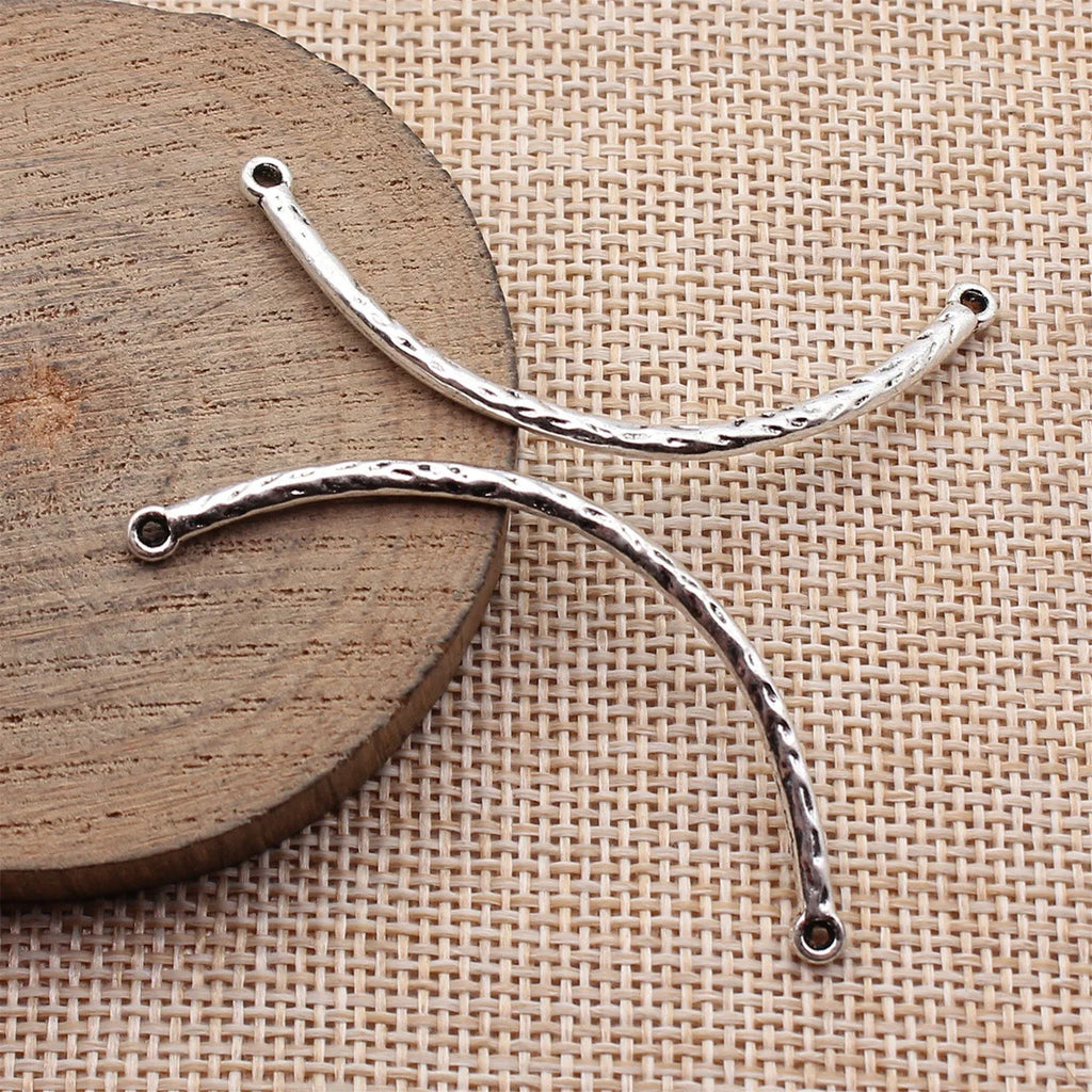54x20x2.5mm 1.9g Antique Silver Zinc Alloy Hammered Curved Long Bar Connector Charm for DIY Jewelry Making