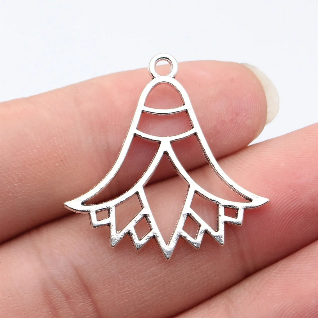 32x31mm 2.1g Antique Silver Zinc Alloy Hollow Flower Charm Pendant for DIY Necklace Jewelry Making