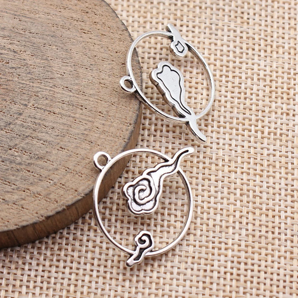 28x25mm 1.6g Antique Silver Zinc Alloy Chinese Auspicious Cloud Charm Pendant for Necklace Making