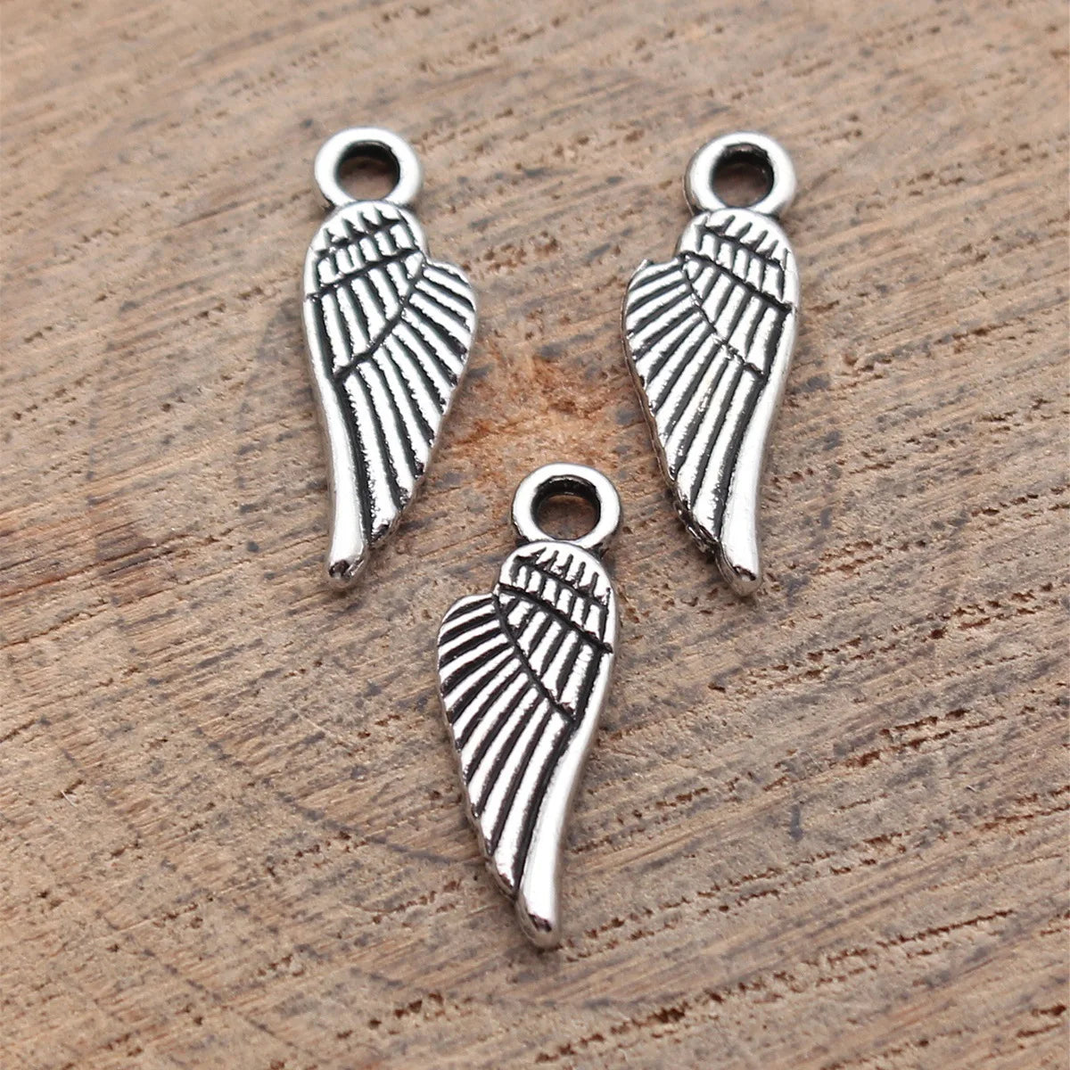 18x6.2mm 0.6g Oxidized Silver Tone Zinc Alloy Wing Double Sided Charm Pendant for DIY Bracelet Necklace