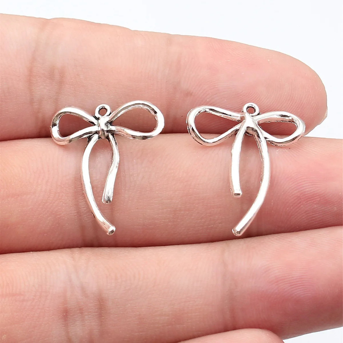 25x21mm 0.93g Antique Silver Zinc Alloy Bowknot Butterfly Charm Pendant for Necklace Bracelet DIY Jewelry